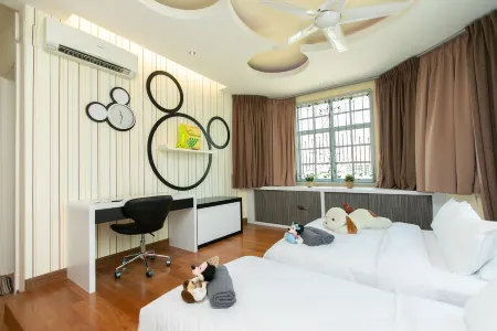 Tanjung Bungah 5BR 18 Bungalow KTV Отели рядом с достопримечательностью «Tanjung Bungah Floating Mosque»