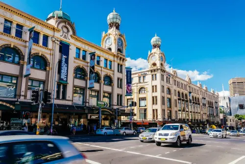 3BR  Retro Jungle Escape Near Darling Harbour Hotels in Glebe