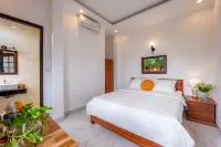 Golden Sun Hotel Hoi An Hotels near Five Seasons