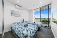 Prime 3BR Apt(Parking)/ICC/DarlingHarbour-10 mins