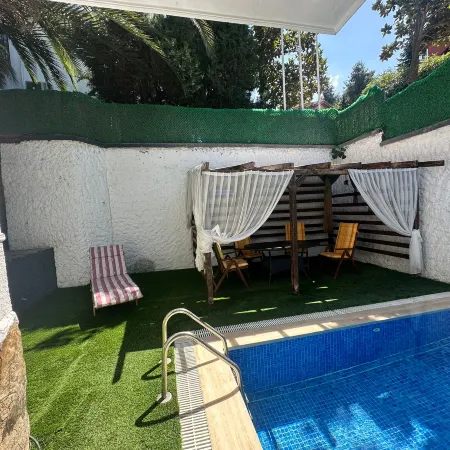 Mavilla Hotel