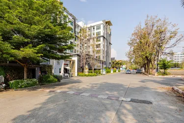 รูปภาพของคอนโดเทรเชอร์ ห้องดีลักซ์ ห้อง 715 - 1 ห้องนอน วิวเมือง เข้าซูเปอร์มาร์เก็ต Big-C ได้ ใกล้เซ็นทรัลเฟสติวัล