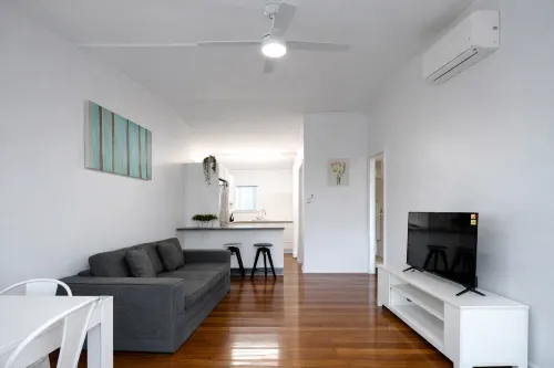 Modern 2BR in Highgate Hill near Brisbane CBD - 2-Star