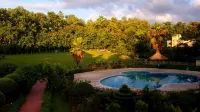 โรงแรม ดรีมแลนด์ ลาตากูรี - ที่มีสระว่ายน้ำ