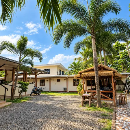 Zareenah Tourist Inn