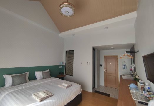 2. 유-사바이 빌라..