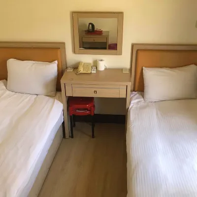 Huasin Hotel Các khách sạn gần Juguang Tower