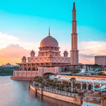 Maya Homestay Putrajaya @ Twelve Отели в г. Патраджайя
