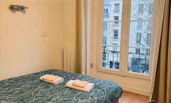 5 People Apt Centre Paris 3em in  Meslay Marais