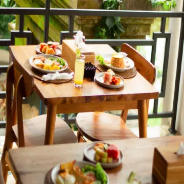 Tridharma Suites Отели рядом с достопримечательностью «lapangan ume saraseda»