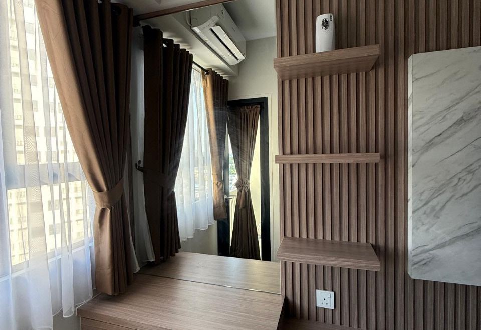 5. Cozy Stu..