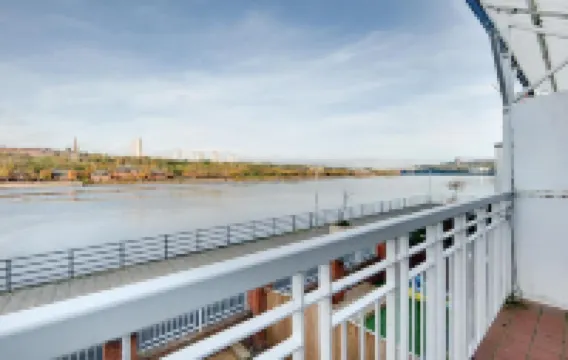 Staithes House - By Week2Week