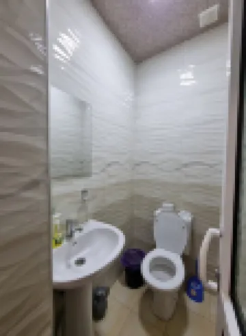 Zamin Hostel and Guest House