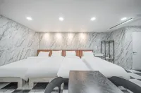 Mungyeong Star Hotel - parking