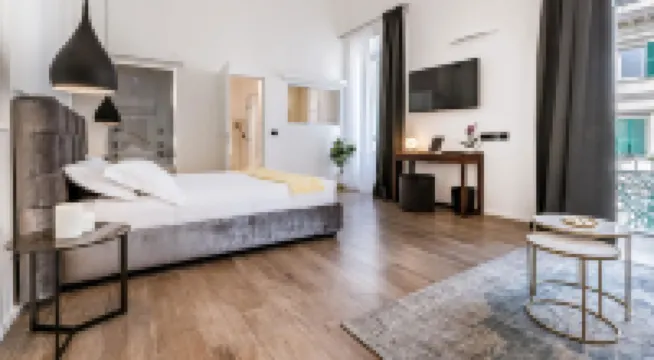 La Spezia by The First  - Luxury Rooms & Suites 拉斯佩齊亞省酒店