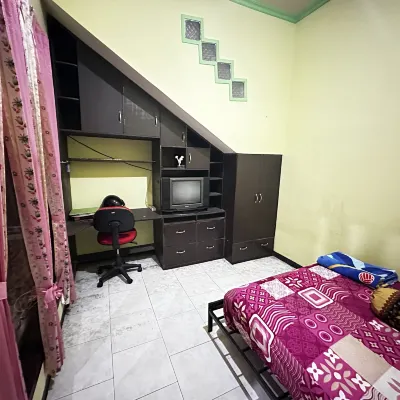 The wilsian - Syariah guest house Hotels near Badut Temple