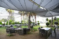 White Country Villages Hotel