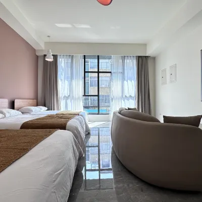 Twilight Voyage Hotels near Dome of Light