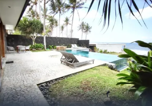 Beachfront Villa  (Breakfast Included) Các khách sạn gần Balian Beach