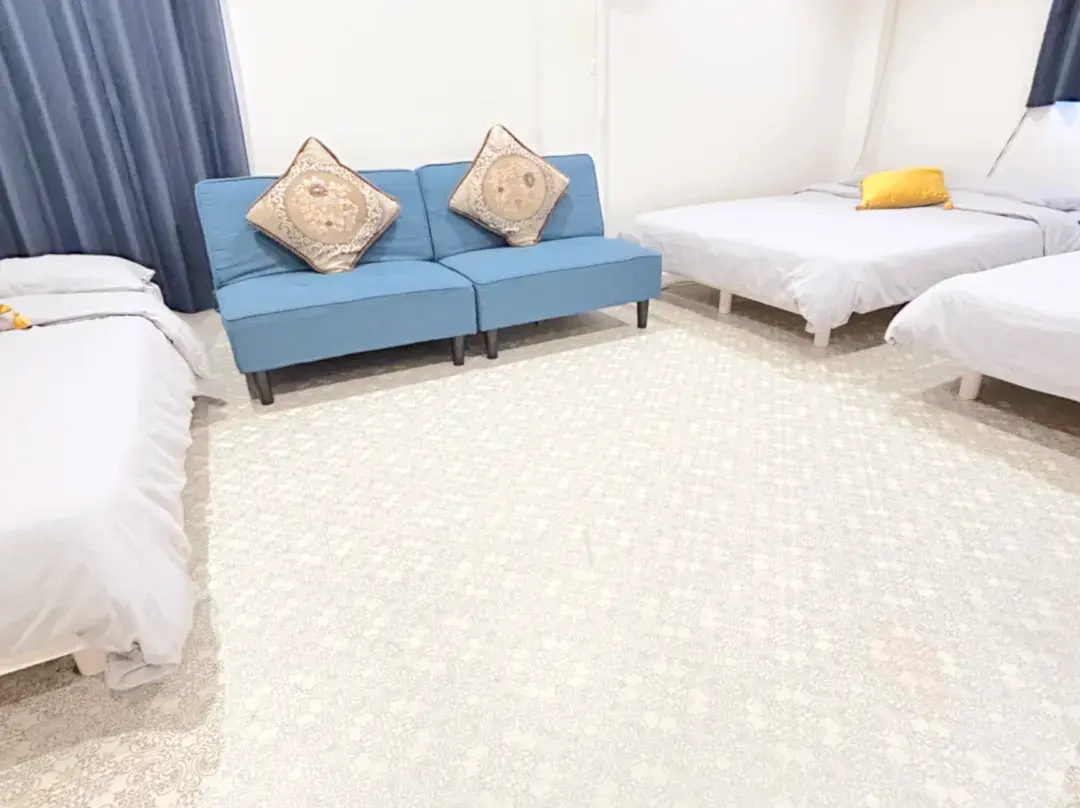1n, Walk 1min Subway To Shinsaibashi, Free Massage Chairs, Free Unlimited Ac, Free Laundry - Osaka Prefecture, Japan