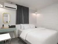 Artichoke Hotel Hotels in Incheon