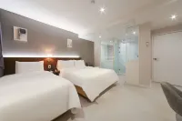 BOSCO HOTEL - Inns