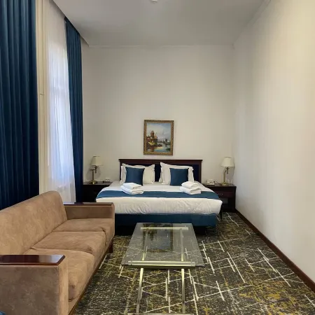 Regal Garden Hotel
