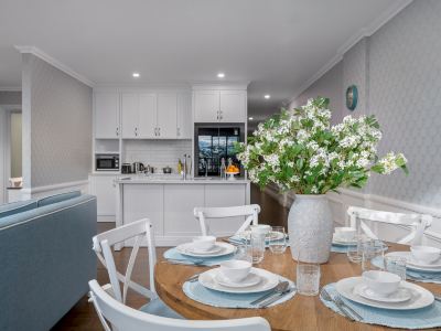 Central Elegant Apartments Da Nang