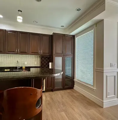 Cozy New Suite 8 mins to Downtown - Villas