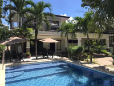 Avila's Hostel Moalboal