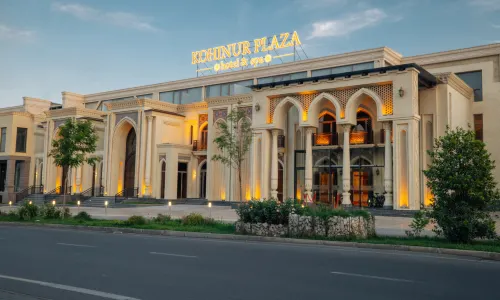 Kohinur Plaza