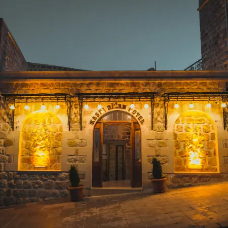 Kasr-i Divan Hotel