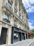 Spacious flat near Eiffel Tower Grenelle Hotels near Blomet Swimming pool