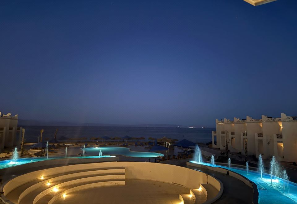 Zain Dive Inn