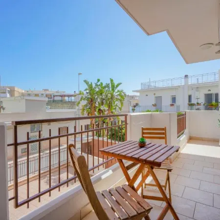 Mistral Suite Apartment - free private car park