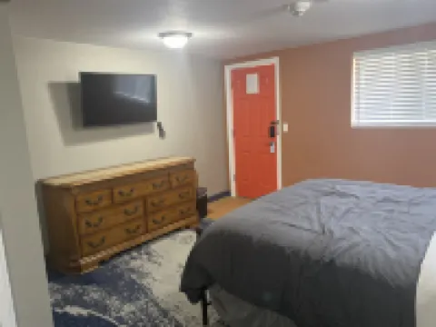 Cabins on Main Longmont