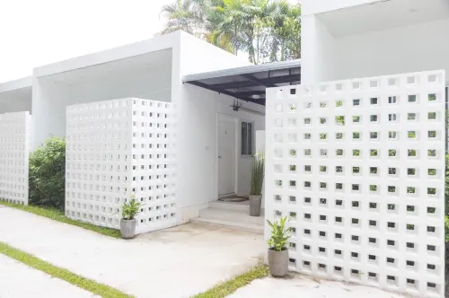 Pani House - Kitchens