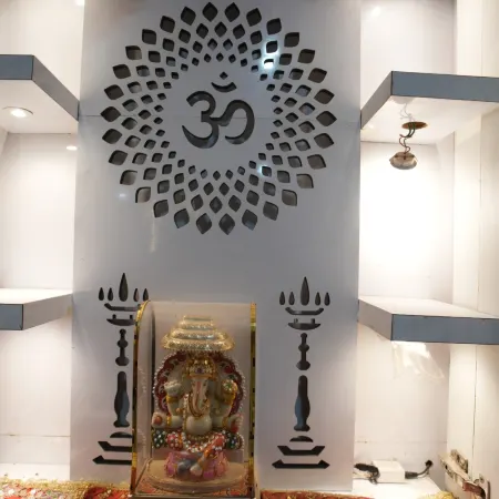 Hotel Konaaz Inn