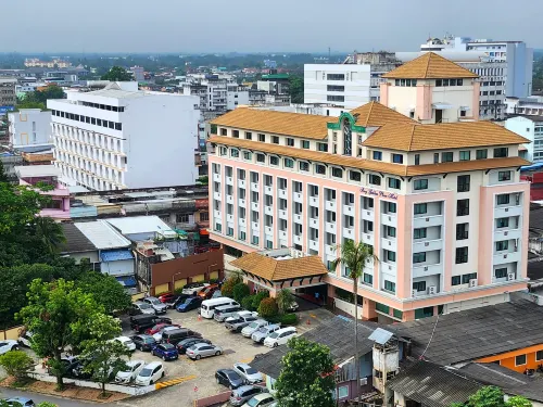 Singgoldenplace Hotel
