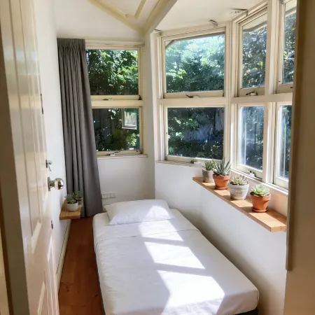 burwood quiet share stay