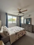 Tropical Retreat | Private Beach Access + Pool | Gated - 2 ดาว