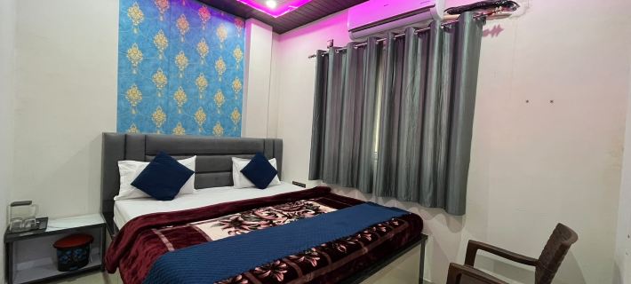 Neelkanth PG House Hotels in Varanasi