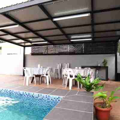 Voon Cottages@Pinjistation | Private Pool | 10pax Fitness & Recreational Facilities
