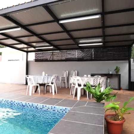 Voon Cottages@Pinjistation | Private Pool | 10pax