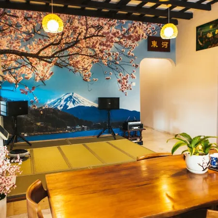 Looe Mansion@Pinjistation (15pax 6br)