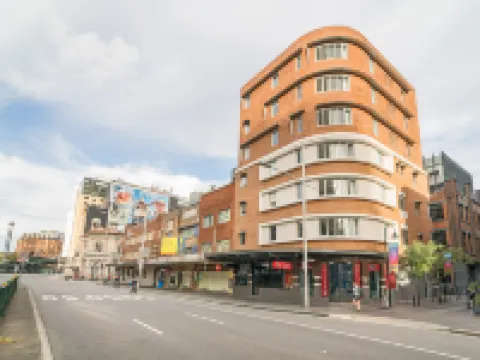 Spice On Broadway Hotels in Chippendale