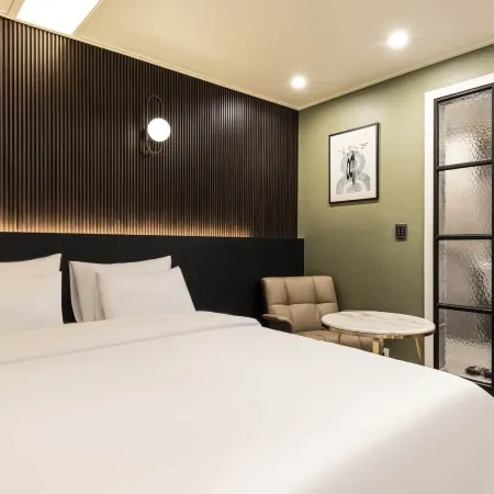 Carlton Hotel Bupyeong