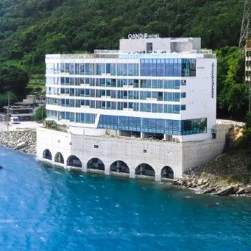 OAND:F HOTEL Отели рядом с достопримечательностью «Остров Одонго»