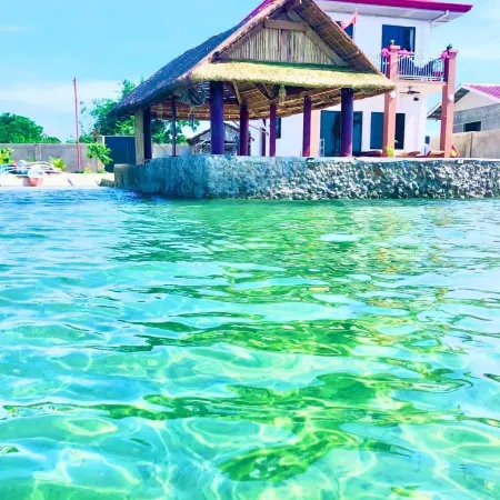 Exclusive On-the-beach Jade's Beach Villa