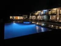 Serene Resort - parking